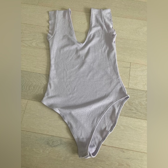 Lilac bodysuit - Picture 2 of 6